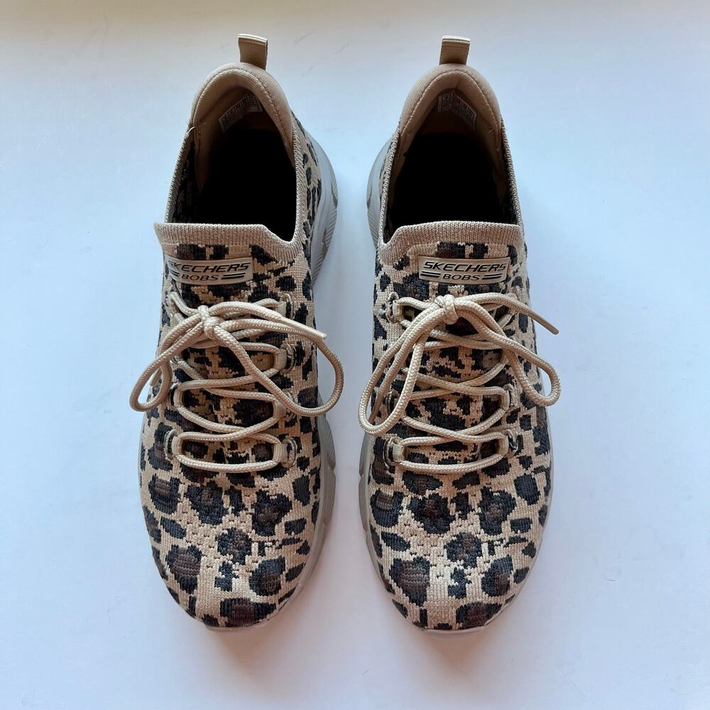 Bobs by Skechers Leopard Print Slip On Sneakers Shoes 8 Comfort Stretch Lace Up